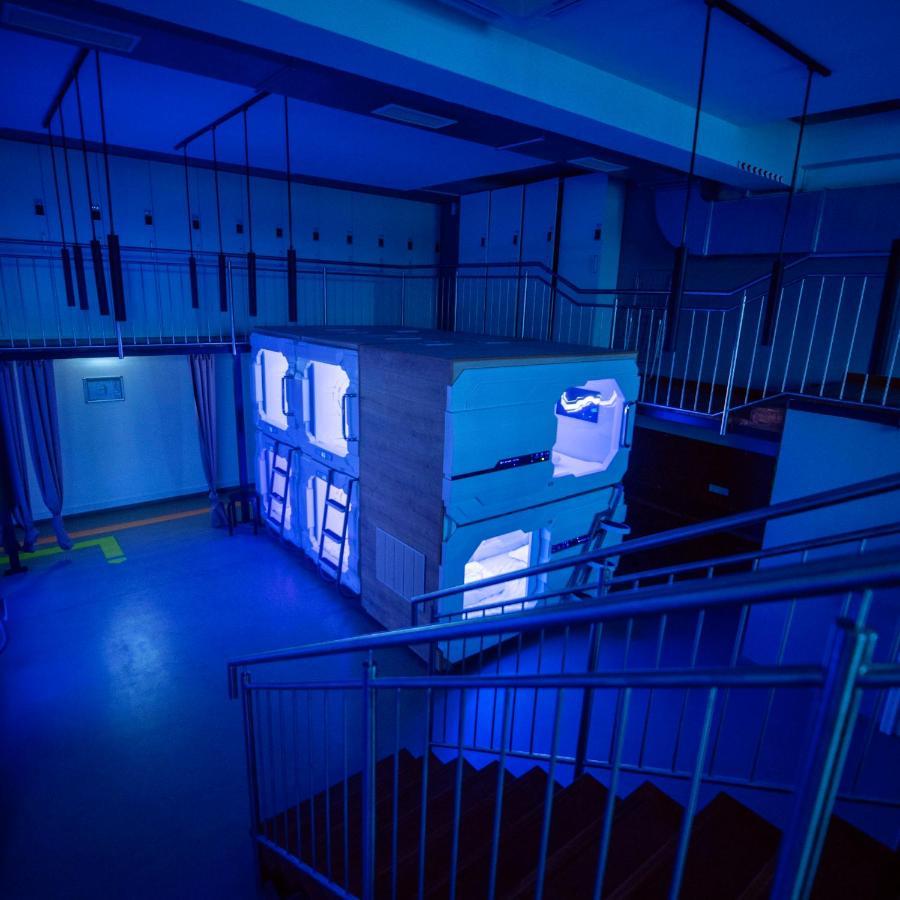 Spacehotel Karlsruhe Ngoại thất bức ảnh