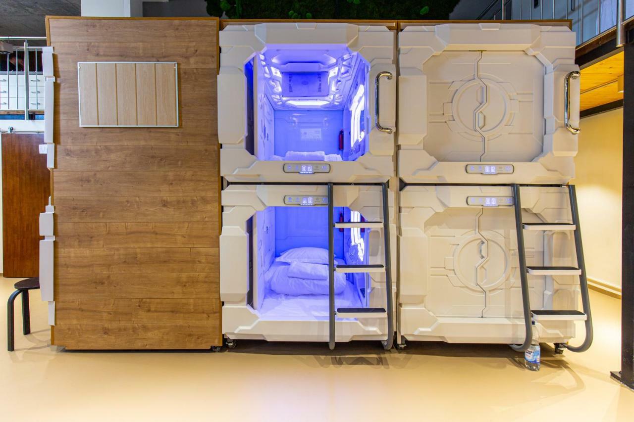 Spacehotel Karlsruhe Ngoại thất bức ảnh