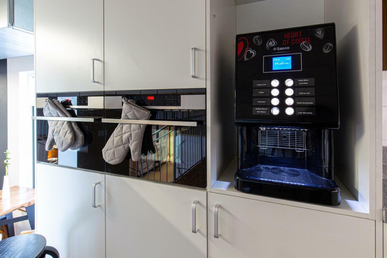 Spacehotel Karlsruhe Ngoại thất bức ảnh
